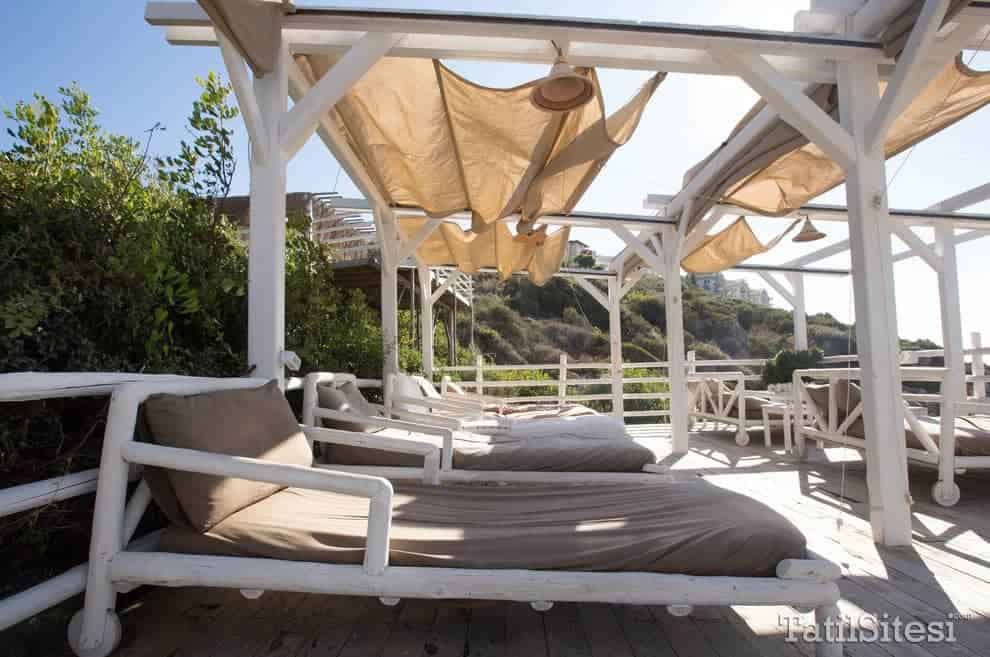 Peninsula Gardens Hotel